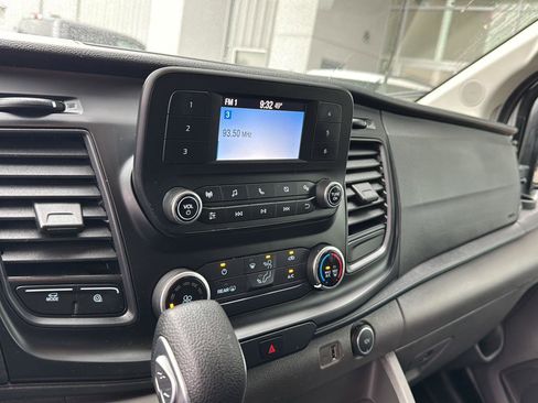 Used 2021 Ford Transit 350 XL image 18