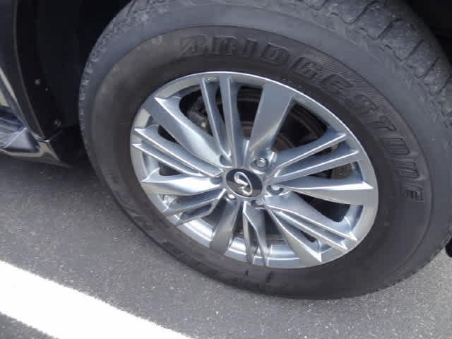 Used 2022 INFINITI QX80 Luxe w/ Cargo Package AWD/4WD image 15