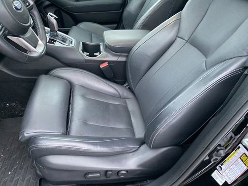 Used 2023 Subaru Outback Limited XT image 18