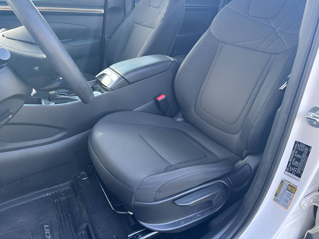 Certified 2024 Hyundai Tucson SE AWD/4WD image 15
