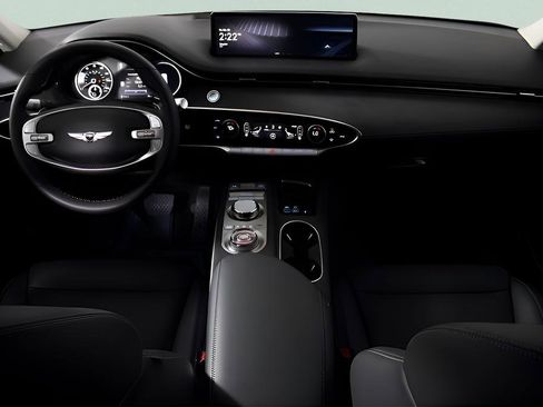 Used 2025 Genesis GV70 2.5T image 12