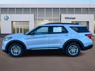 Used 2025 Ford Explorer Active video 2