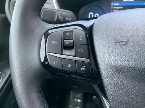 Used 2024 Ford Escape Platinum image 24