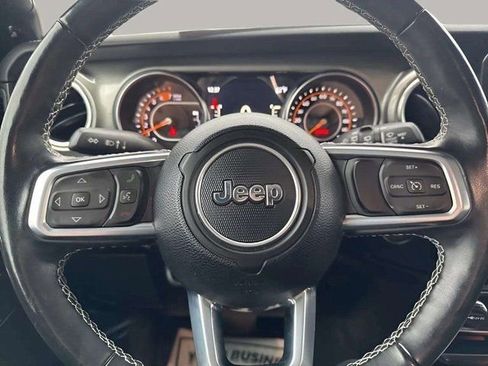 Used 2022 Jeep Wrangler Unlimited Sahara w/ Cold Weather Group image 6