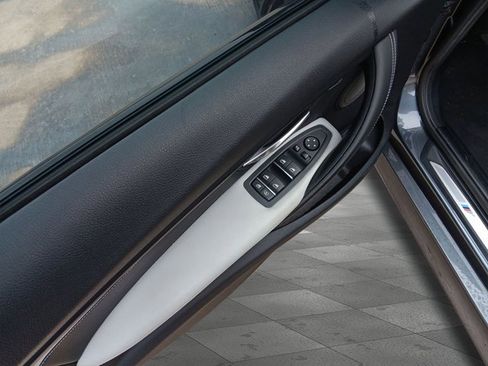 Used 2016 BMW M3 image 11