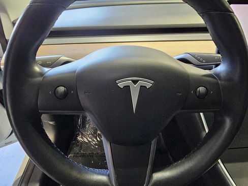 Used 2018 Tesla Model 3 Long Range AWD/4WD image 16