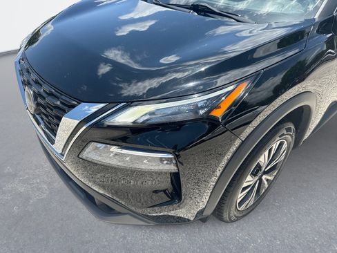 Used 2023 Nissan Rogue SV FWD image 9
