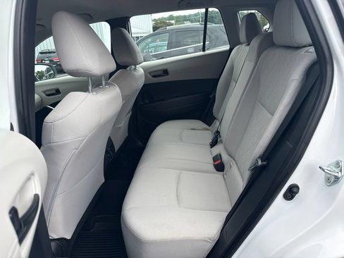 Used 2023 Toyota Corolla Cross L AWD/4WD image 6