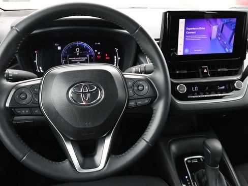 Used 2026 Toyota Corolla SE FWD image 16
