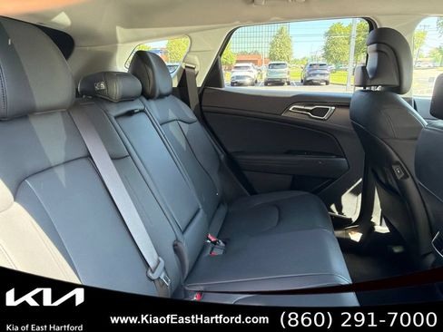 Certified 2026 Kia Sportage EX AWD/4WD image 13
