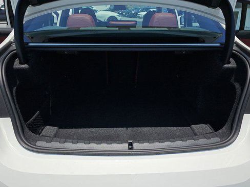 Used 2024 BMW 330i Sedan w/ Convenience Package image 12