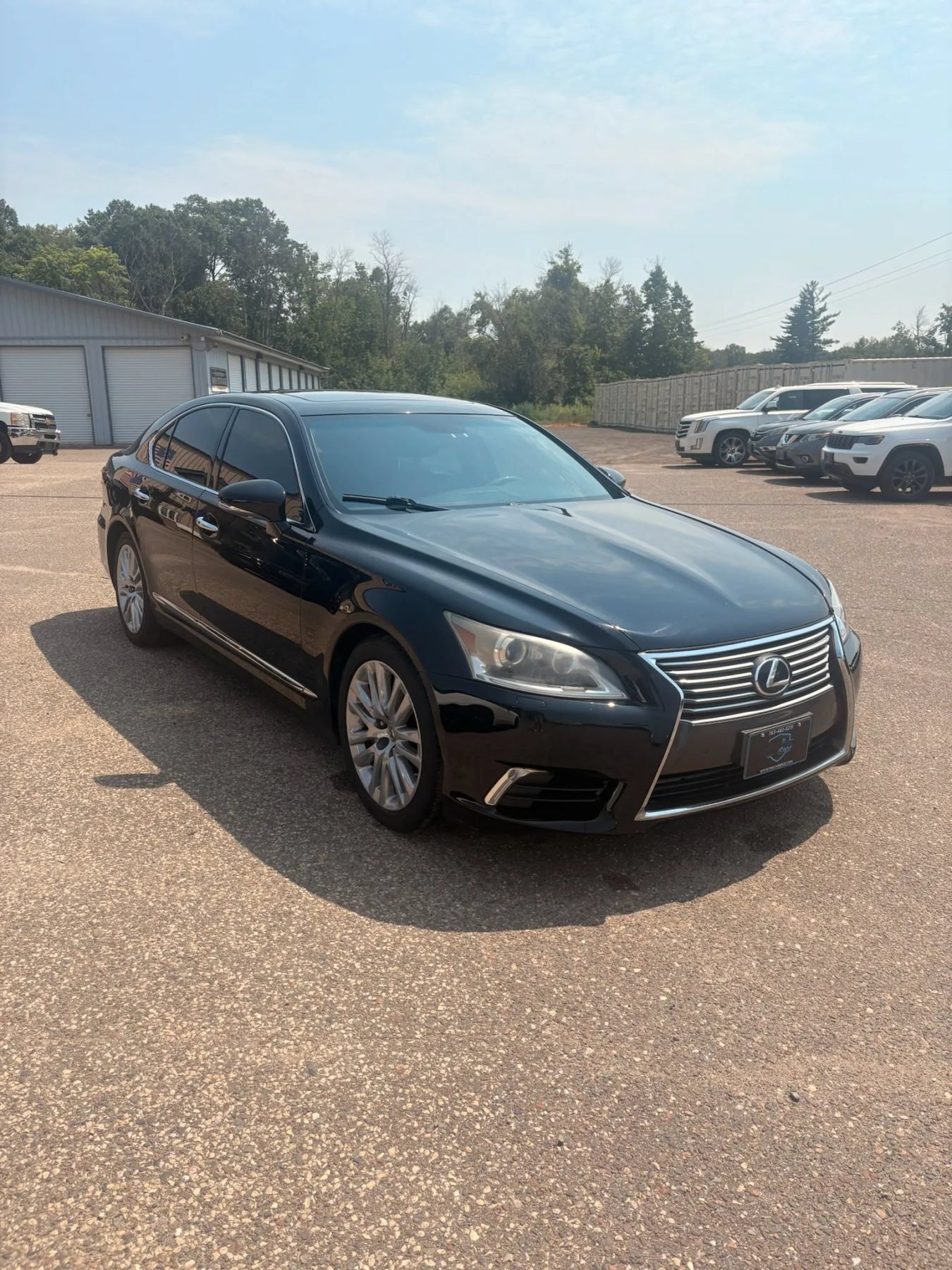 Used 2013 Lexus LS 460 AWD w/ Comfort Pkg image 3