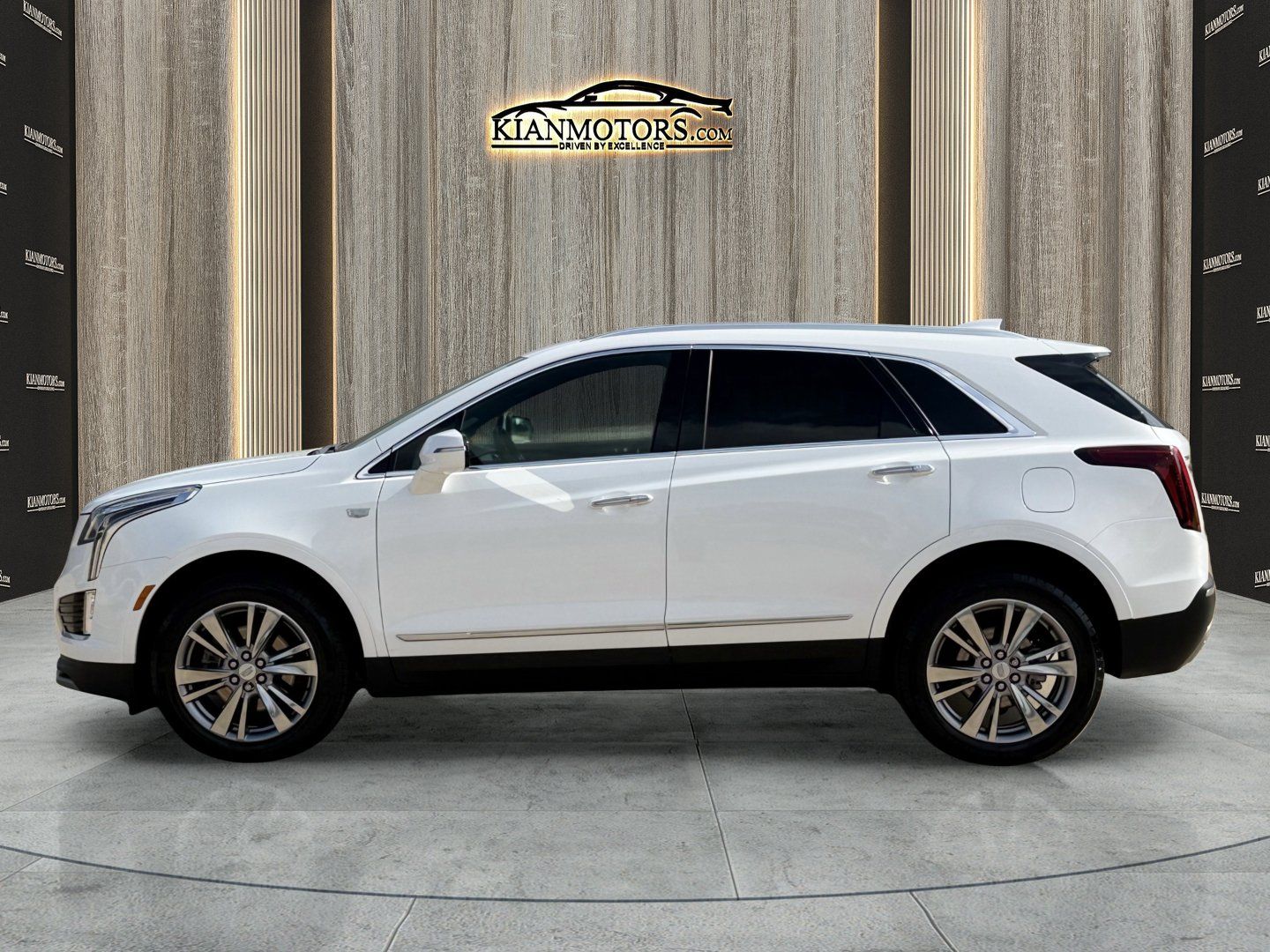 Used 2024 Cadillac XT5 Premium Luxury FWD image 4