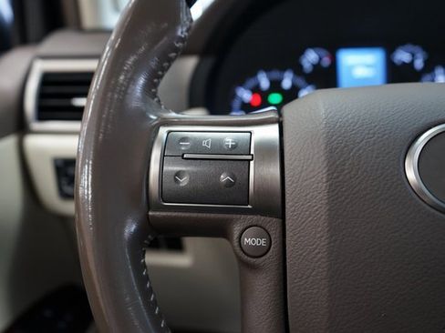 Used 2017 Lexus GX 460 image 32