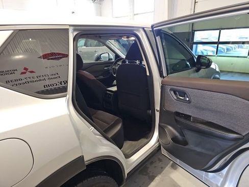 Certified 2023 Nissan Rogue SV image 20