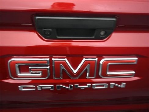Certified 2025 GMC Canyon AT4 image 25