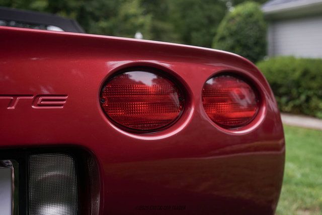 Used 2004 Chevrolet Corvette Convertible w/ Preferred Equipment Group RWD image 73