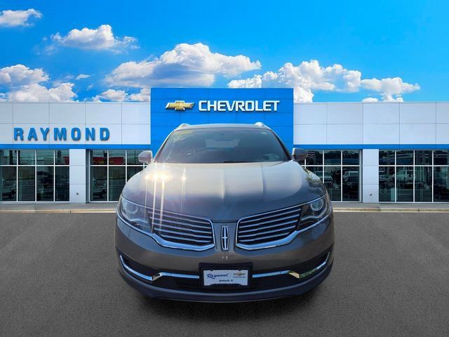 Used 2017 Lincoln MKX Select w/ Select Plus Package AWD/4WD image 7