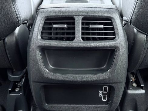 Used 2023 Honda Passport EX-L image 25