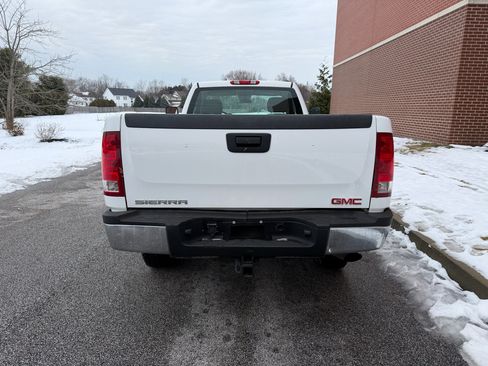 Used 2010 GMC Sierra 3500 W/T w/ Snow Plow Prep Package image 9