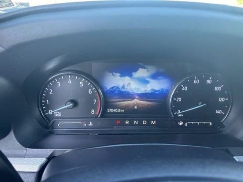 Used 2020 Ford Explorer XLT w/ Equipment Group 202A AWD/4WD image 15