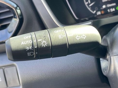 Used 2025 Honda Pilot Touring image 25