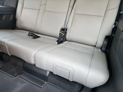 Used 2024 Toyota Sequoia Limited w/ Tow Technology Package AWD/4WD image 31