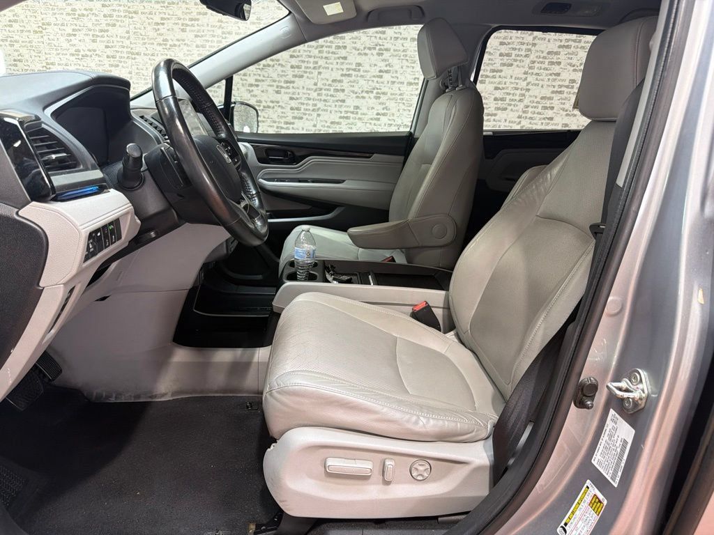 Used 2019 Honda Odyssey Elite image 25
