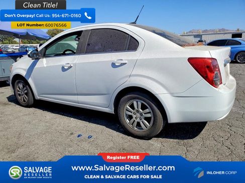 Used 2014 Chevrolet Sonic LT FWD image 3