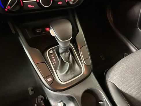 Used 2021 Kia Soul S FWD image 21