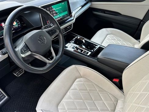 Used 2024 Volkswagen Atlas Cross Sport SEL Premium R-Line image 13