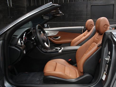 Used 2017 Mercedes-Benz C 300 Cabriolet image 32