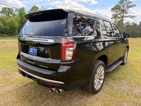 Used 2021 Chevrolet Tahoe Premier w/ Premium Package AWD/4WD image 5
