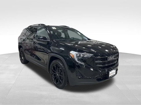 Used 2020 GMC Terrain SLE w/ Driver Convenience Package image 4