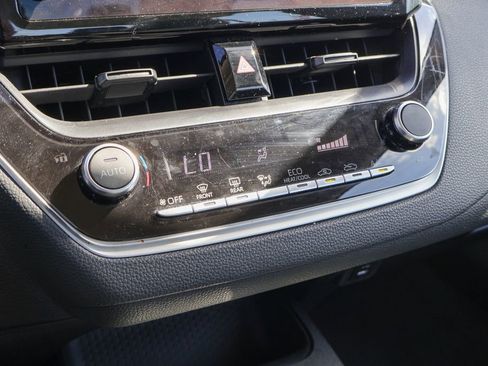 Used 2024 Toyota Corolla LE image 14