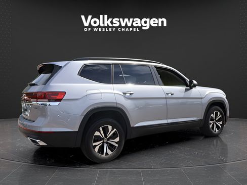 Certified 2026 Volkswagen Atlas SE AWD/4WD image 8