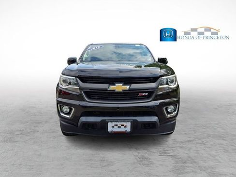 Used 2018 Chevrolet Colorado Z71 AWD/4WD image 2