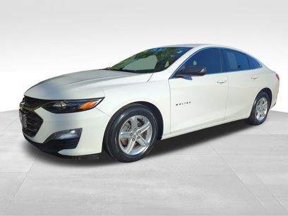 Used 2022 Chevrolet Malibu LS