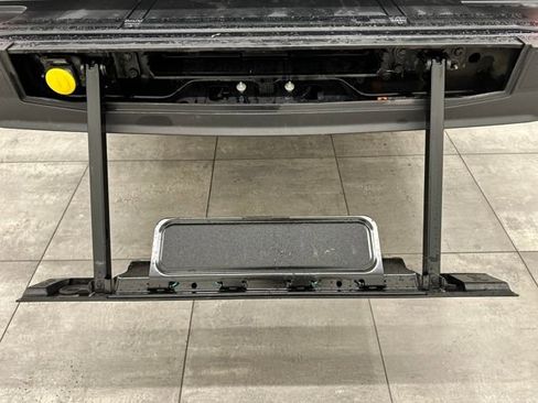 Certified 2023 Ford F150 Lariat w/ Equipment Group 502A High image 19