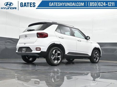New 2025 Hyundai Venue Limited image 40