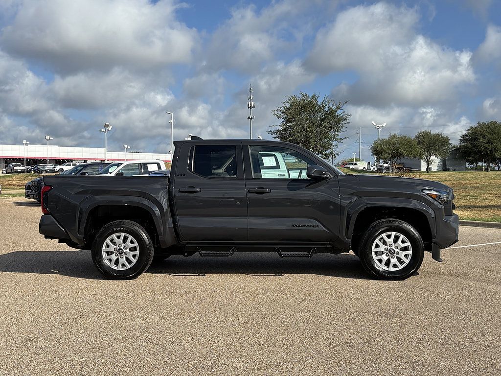 Certified 2026 Toyota Tacoma SR5 AWD/4WD image 6