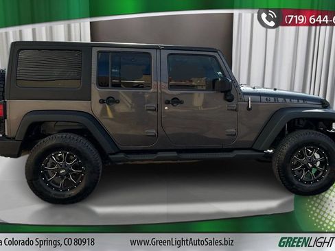 Used 2017 Jeep Wrangler Unlimited Sport w/ Quick Order Package 23S AWD/4WD image 6
