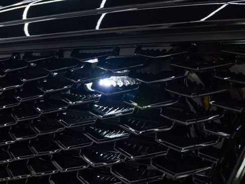 Used 2026 Cadillac Escalade ESV Sport image 25