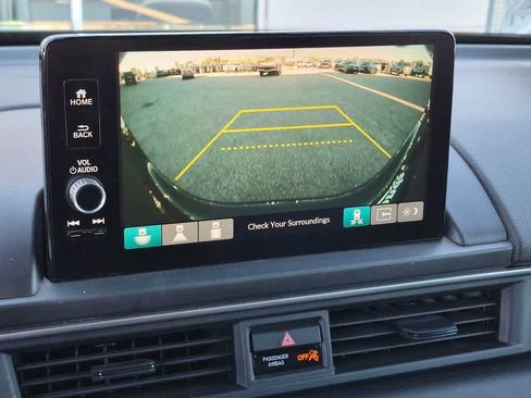 Certified 2023 Honda Pilot Touring image 37