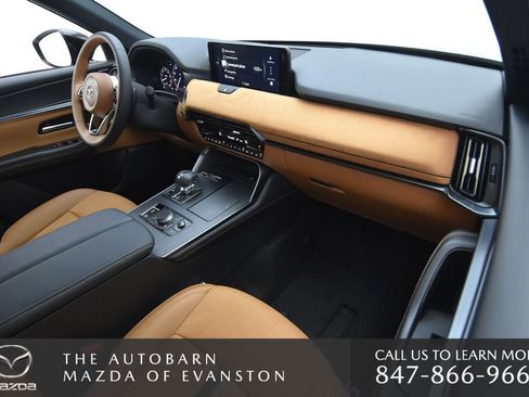 Certified 2025 MAZDA CX-70 3.3 Turbo S w/ Premium Plus AWD/4WD image 29