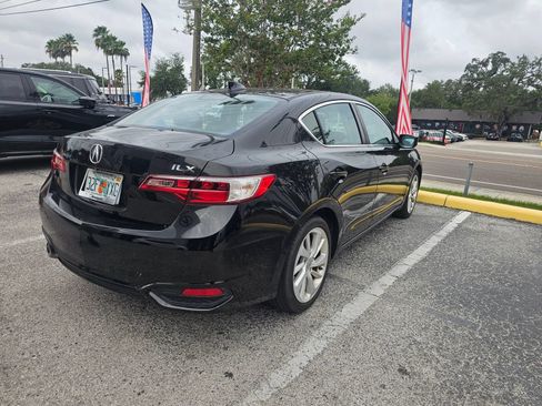 Used 2018 Acura ILX FWD image 4