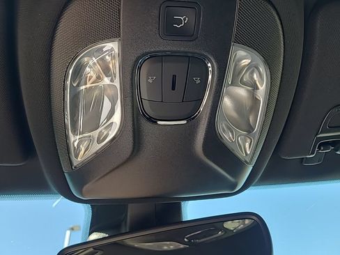 New 2026 Jeep Compass Limited AWD/4WD image 32