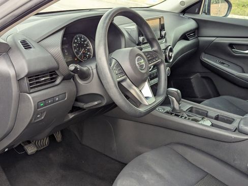 Used 2022 Nissan Sentra S image 13