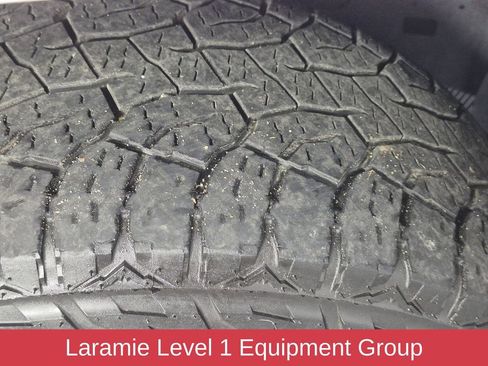 Used 2020 RAM 1500 Laramie AWD/4WD image 9