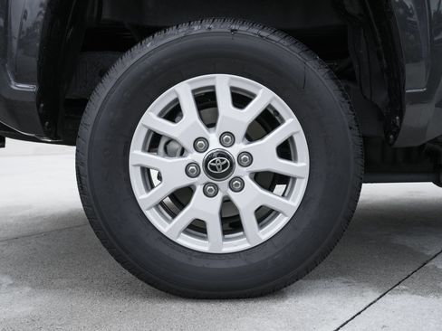 Used 2026 Toyota Tacoma SR5 RWD image 12
